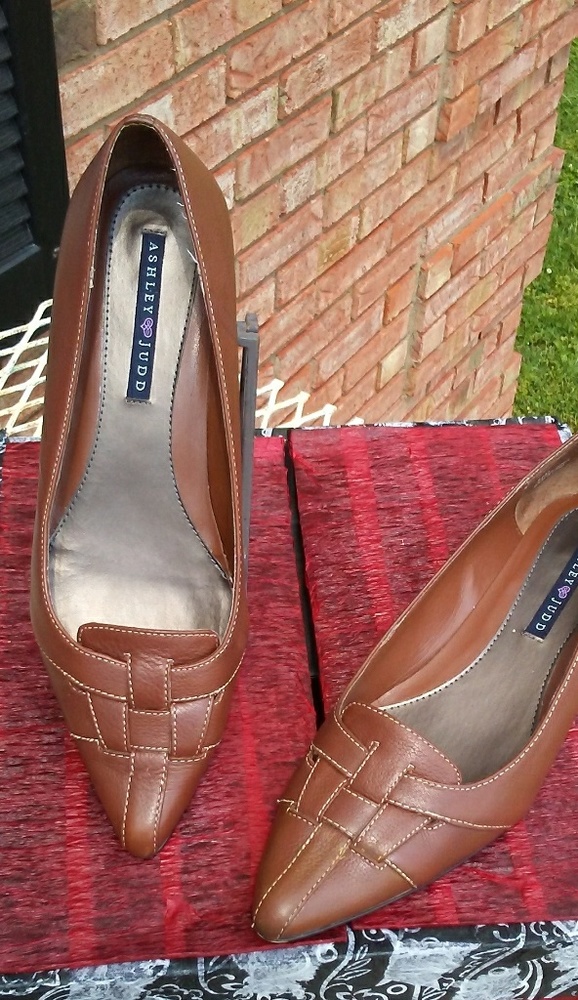 Asley Judd shoes - Picture 1 of 2